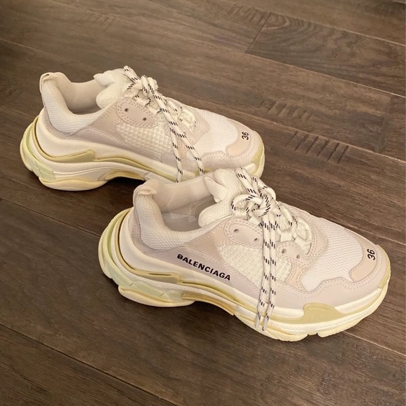 Balenciaga Triple S size 36 - Picture 3 of 5